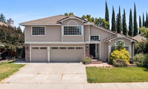 875 Christine Dr, Vacaville, CA 95687-4641