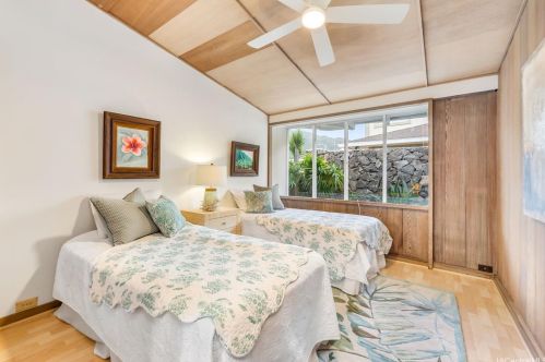 321 Halemaumau Pl, Honolulu HI  96821-2107 exterior