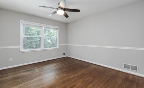 4094 Candler Lake Ct, Atlanta GA  30319-1728 exterior