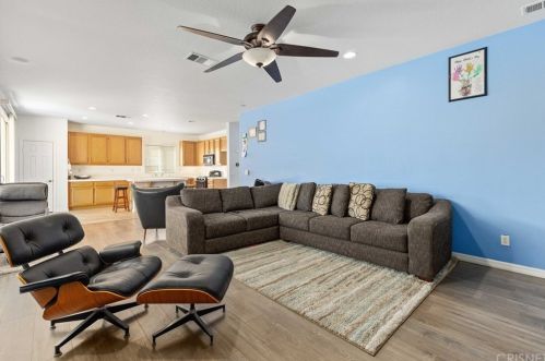 44022 Marbella St, Lancaster CA 93536 exterior