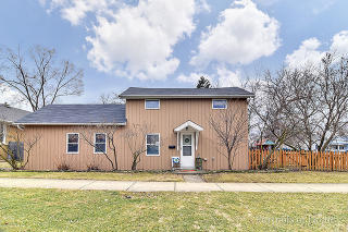 301 13th St, Romeoville, IL 60441-3523
