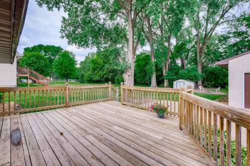 675 Hiawatha Ave, Saint Paul MN  55127-5116 exterior