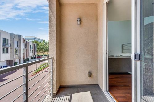 252 Jeanette Ln, Santa Ana CA  92705-6016 exterior