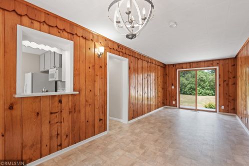2083 Floral Dr, Saint Paul MN  55110-3849 exterior