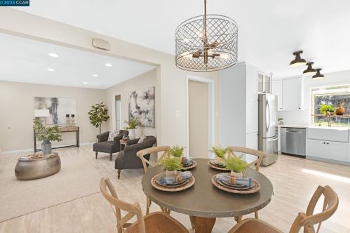 4375 Dorset Ct, Concord CA  94521-4220 exterior