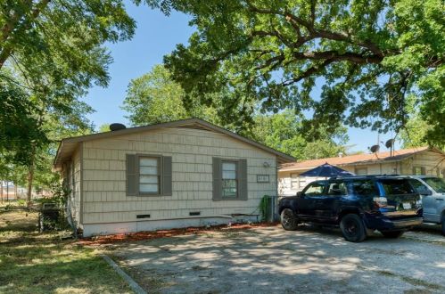 6161 Brocks Ln, Fort Worth TX  76114-2438 exterior