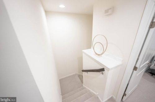 116 Sundance Dr, Trenton NJ  08619-3969 exterior