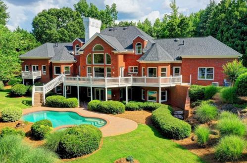 126 Shores Rd, Jefferson, GA 30549-0021