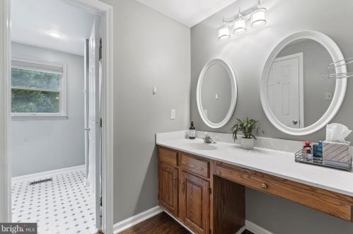 386 Palomino Pl, Charles Town WV  25414-4501 exterior