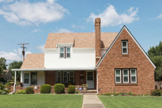 1648 Delaware Pl, Tulsa OK  74104-5917 exterior