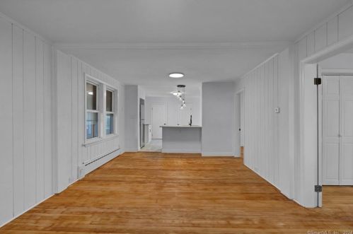 11 Frederick St, Killingly CT  06239-2709 exterior