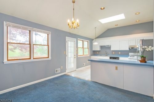 73 Van Nostrand Ave, Dover NJ  07801-4810 exterior