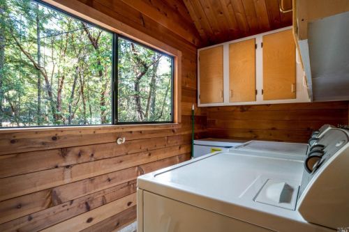 2015 Perch Pl, Willits CA  95490-8464 exterior