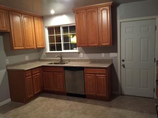 816 10th St, Richmond, CA 94801-2280