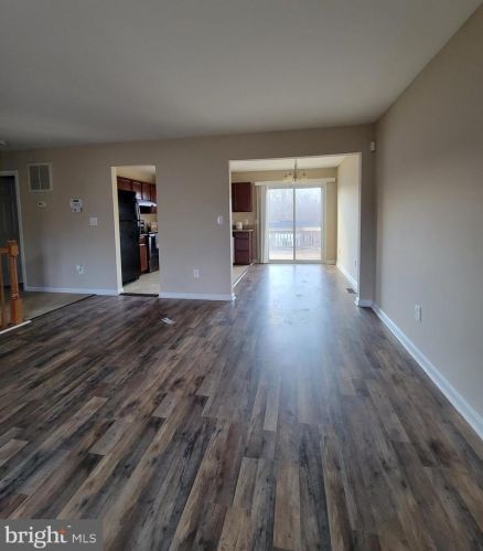 8008 Blossom Wood Ct, Fredericksburg, VA 22407-7320