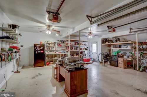 2045 Rockvale Rd, Lancaster PA  17602-1405 exterior