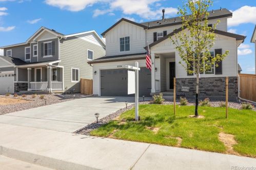 27524 10th Dr, Aurora CO  80018 exterior