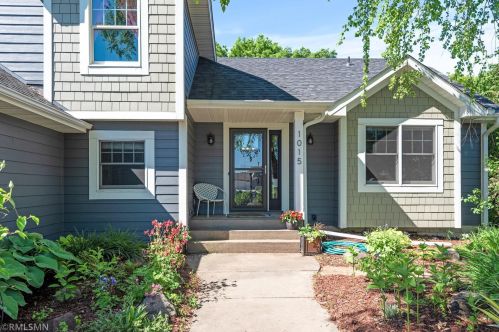 1015 Eagle Ridge Cir, Stillwater, MN 55082-9149