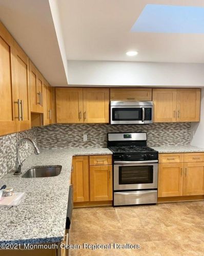 1203 Heck St, Tinton Falls NJ 07712-6029 exterior