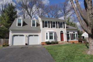6737 Stonecutter Dr, Springfield, VA 22015-4154