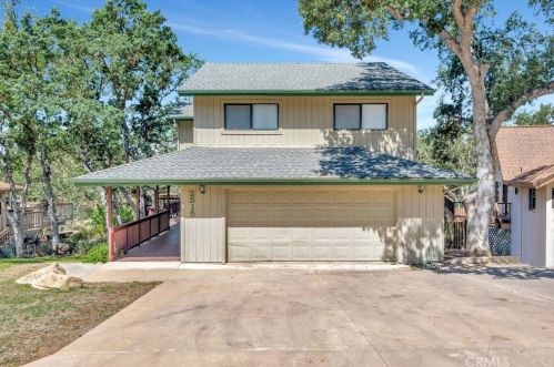 2515 Shoreline Rd, Lake Nacimiento, CA 93426-9646