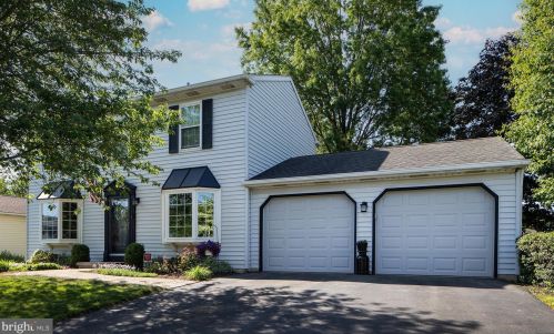 2009 Deer Path Rd, Harrisburg, PA 17110-3442
