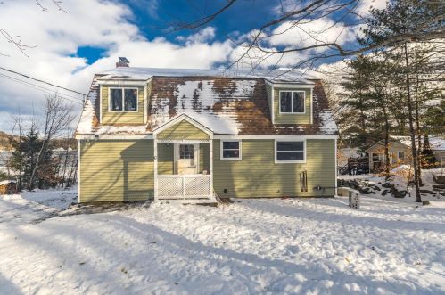 10 Shore Rd, New Durham, NH 03855-2112