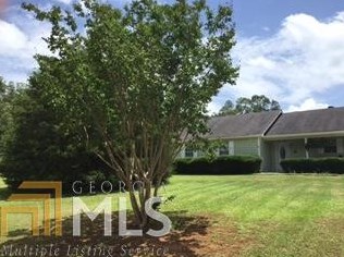 85 Graystone Dr, Porterdale, GA 30014-5459