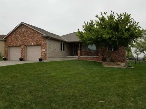945 Goldenrod Ln, Holland, NE 68372-9509