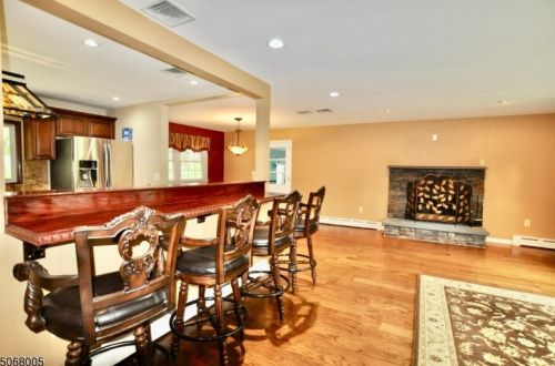 25 Elizabeth Dr, Dover NJ  07869-1307 exterior