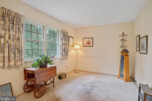 16 Severn Riv Rd, Severna Park MD 21146-4659 exterior