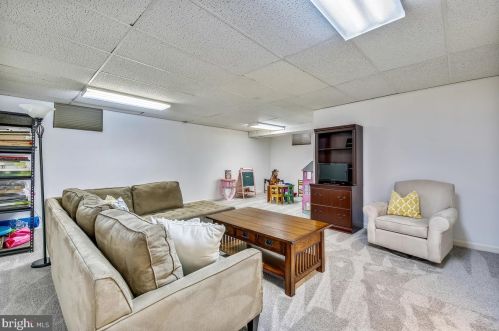 10 Balboa Ct, Silver Spring MD 20905-5897 exterior