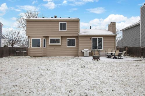 1078 Cliff View Ln, Carol Stream IL  60188-4633 exterior