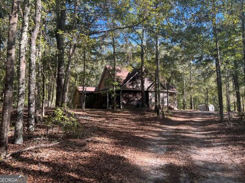 274 Gillis Rd, Adrian, GA 31002-5222