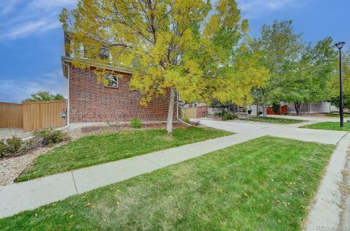 24601 Whitaker Cir, Denver CO  80016-5823 exterior