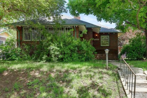 2558 Dahlia St, Denver, CO 80207-3149