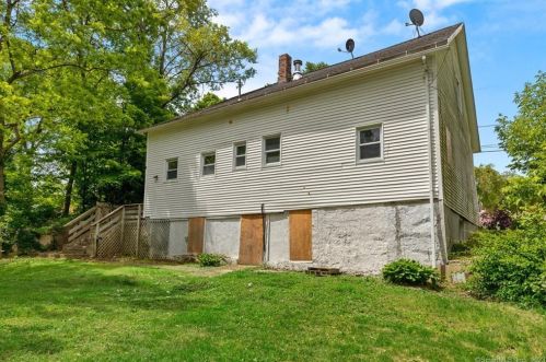 28 Birden St, Torrington CT  06790-4713 exterior