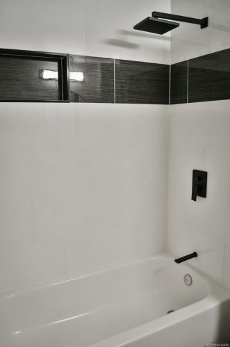 22878 Belleview Pl, Denver CO  80015-6557 exterior