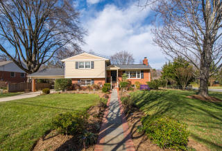 6800 Broyhill St, Mc Lean, VA 22101-5107