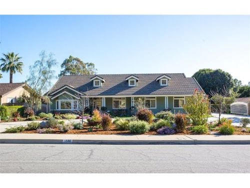 1140 Hidden Springs Ln, Glendora, CA 91741-2328