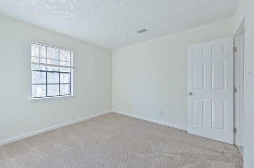 2843 Woodfield Dr, Rex GA 30273-2004 exterior