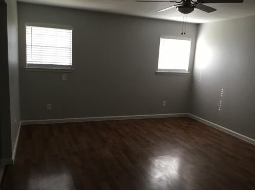 6305 Walraven Cir, Fort Worth TX  76133-3409 exterior