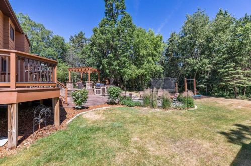 381 118th Ave, Minneapolis MN  55448-2493 exterior