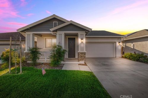 3305 Rogue River Dr, Chico, CA 95973