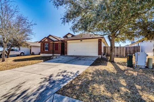 123 Discovery, Uhland TX 78640-5490 exterior