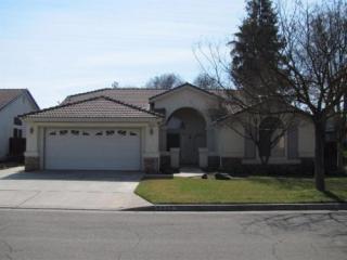 5917 Minarets Ave, Fresno, CA 93722-2895