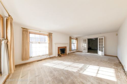 1230 Hillview Rd, Homewood, IL 60430-3415