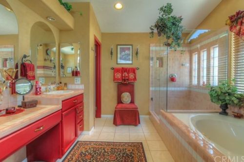 16122 Ponderosa Ln, Riverside CA  92504-6155 exterior