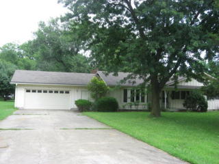 716 Leonard St, Greenbush, KS 66743-1035