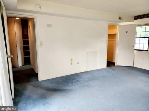 50 Valleybrook Dr, Lancaster PA  17601-4612 exterior